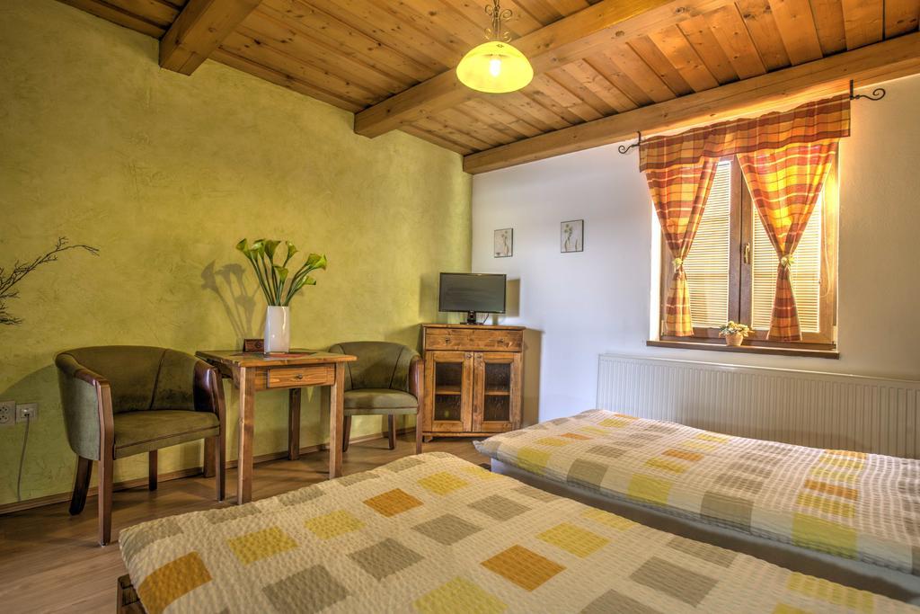Penzion Grobsky Dvor Slovensky Grob 部屋 写真